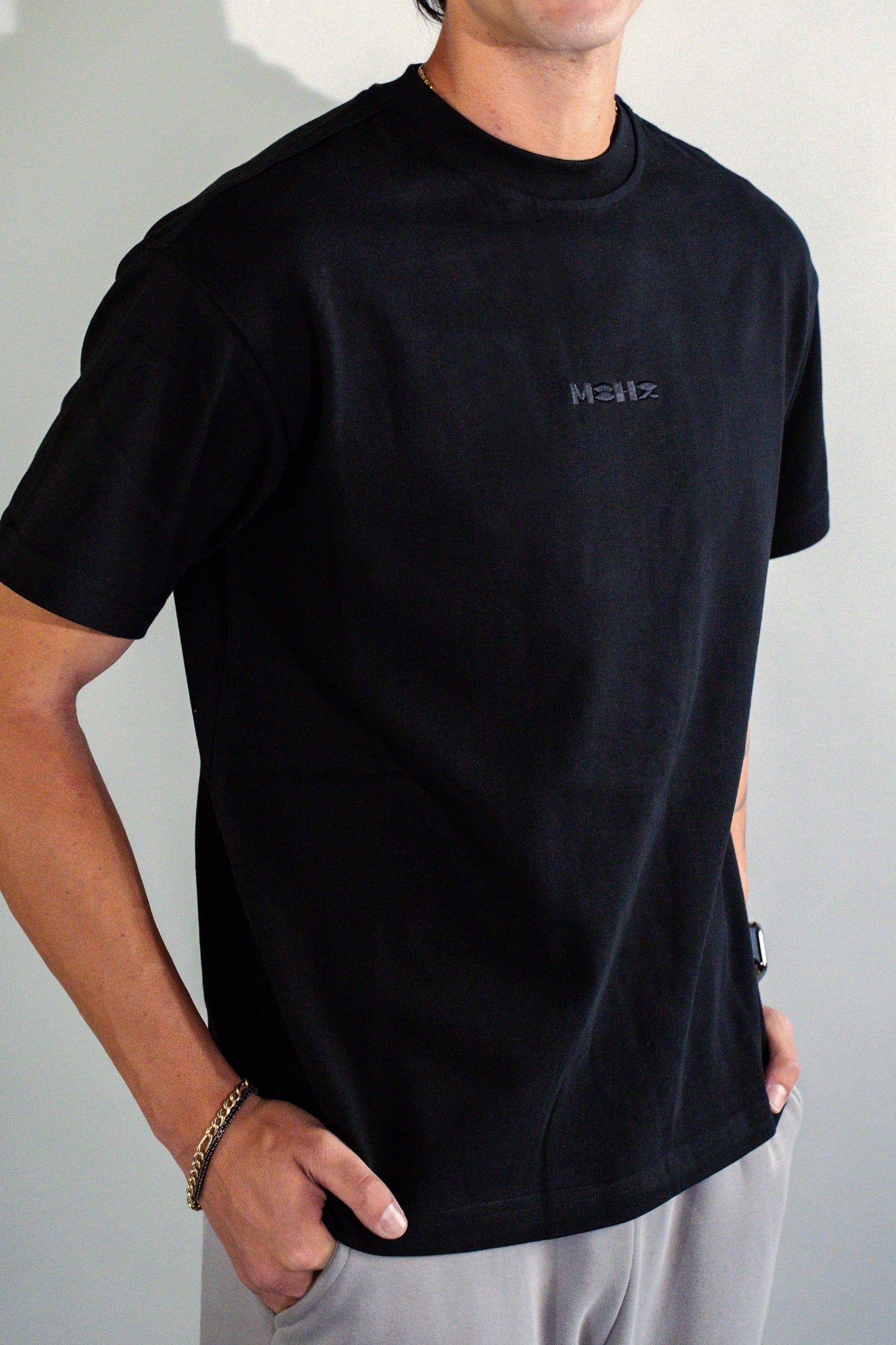 Core Tee Black / Black Logo