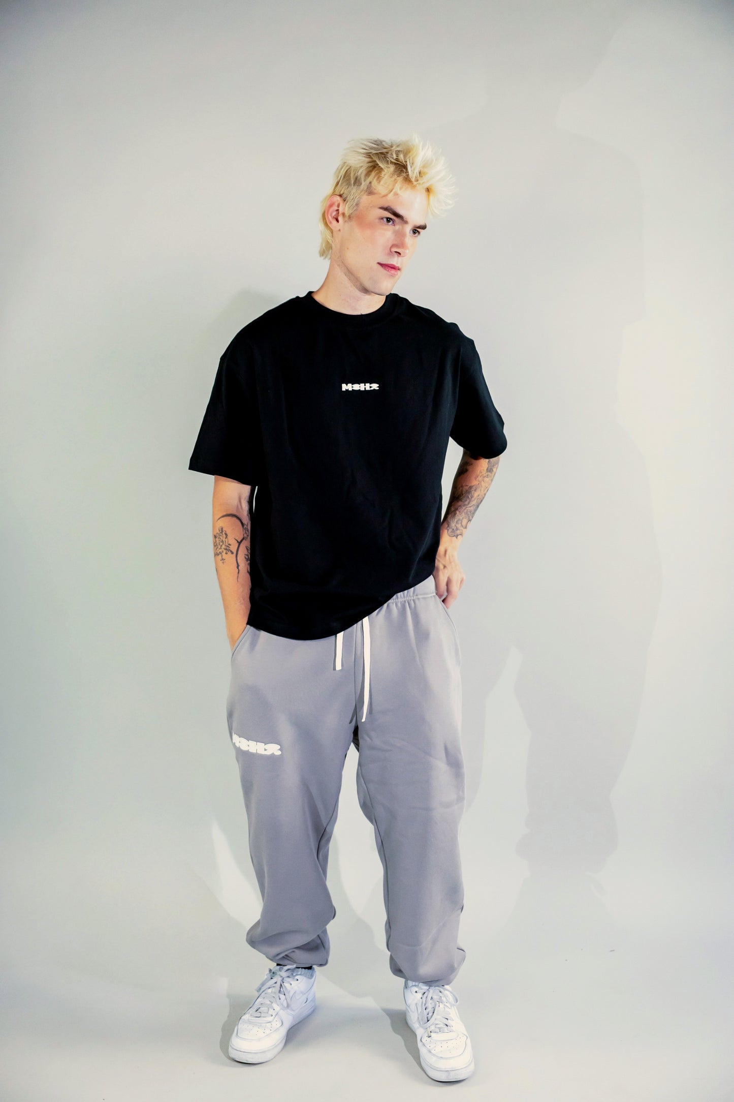 Core Tee Black / White Logo