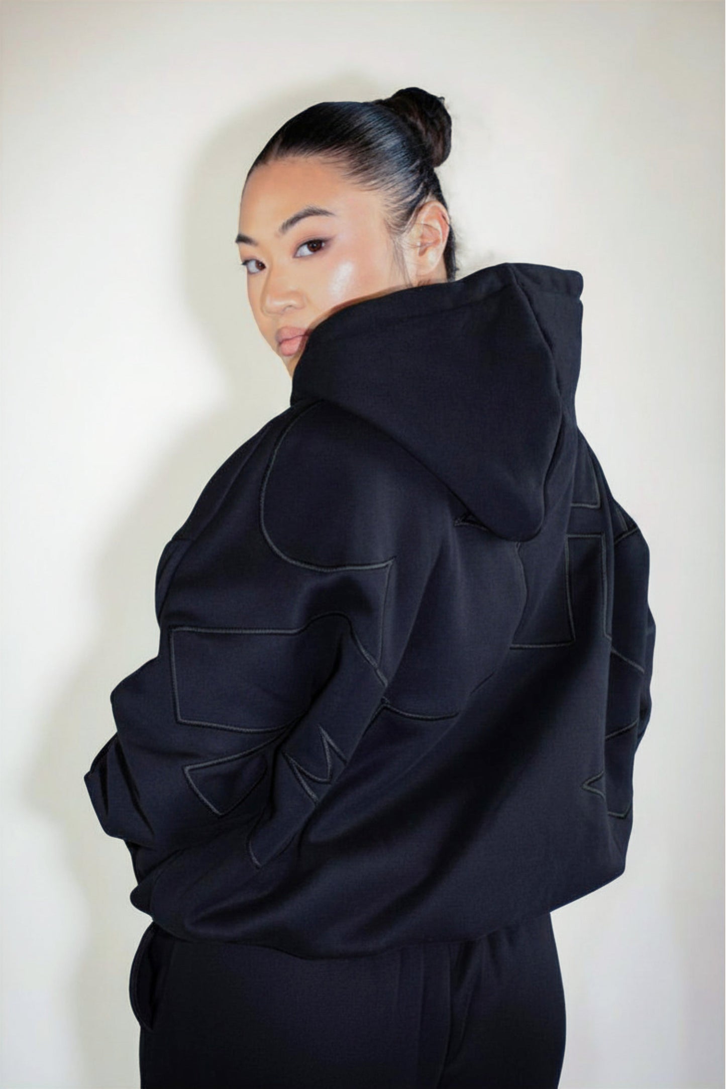 Signature Hoodie Black / Black Logo