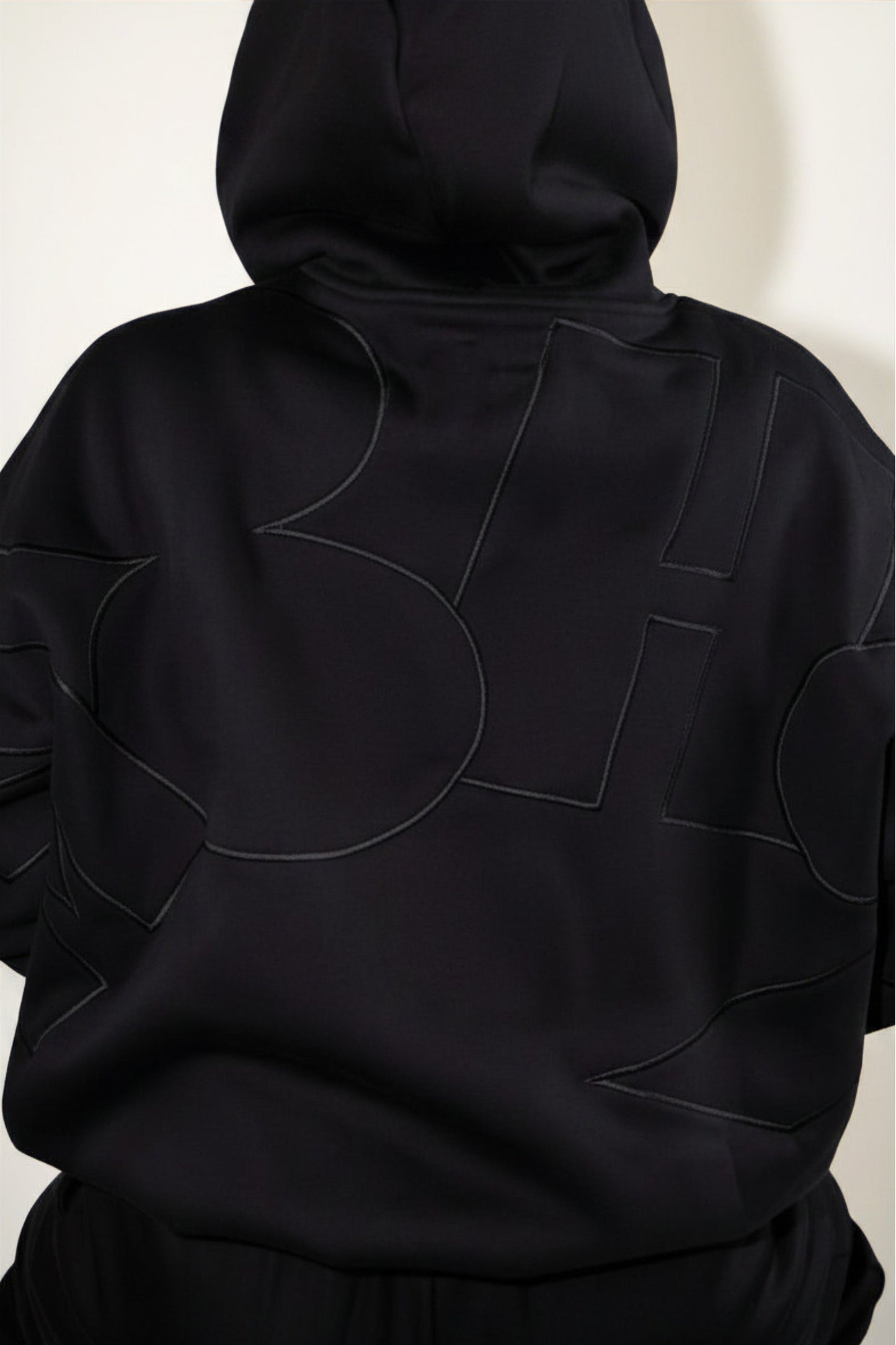 Signature Hoodie Black / Black Logo